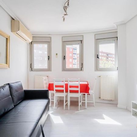 Cozy Family Apartment Tetuan/Estrecho B.M7 マドリード エクステリア 写真